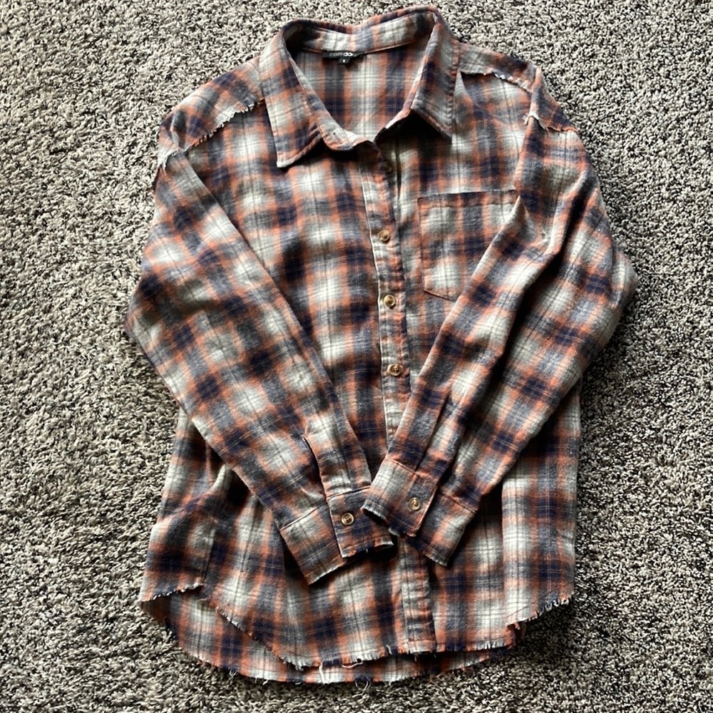 Women’s Plaid Shirt
